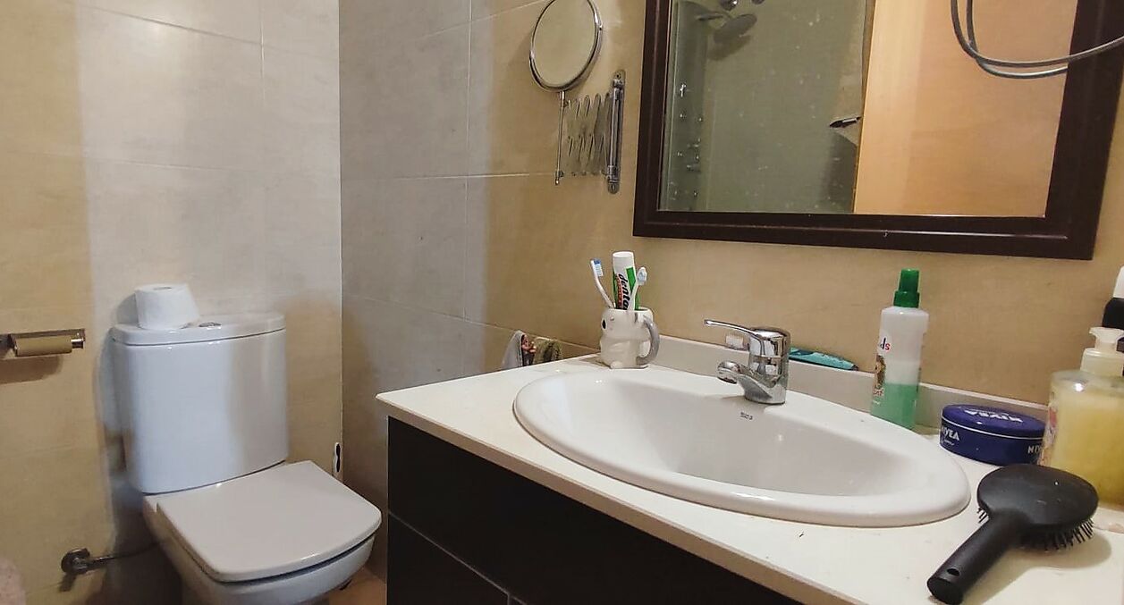 Casa adossada en venda a Hostalric a prop de tots els serveis
