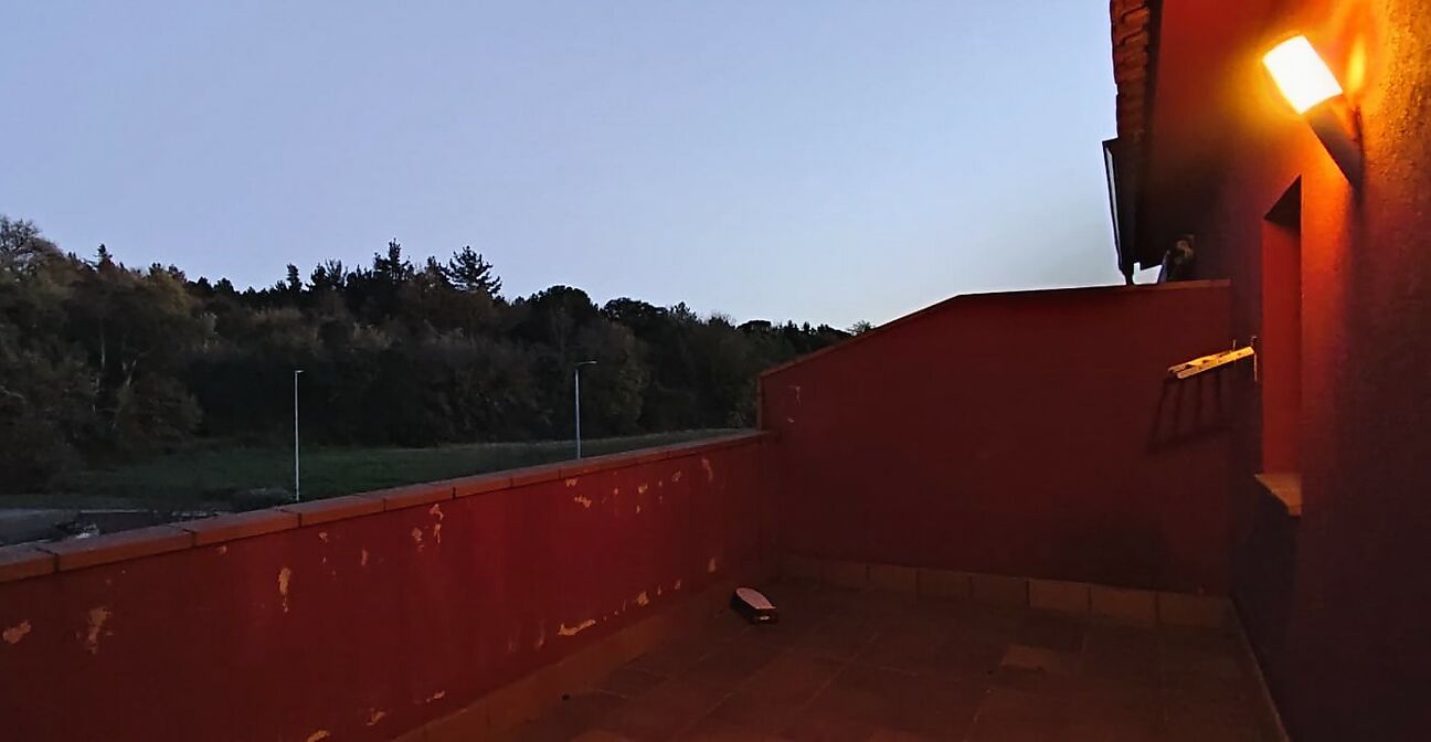 Casa adossada en venda a Hostalric a prop de tots els serveis