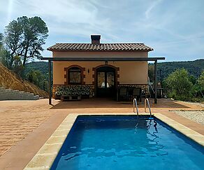 Torre en venda a Sant Feliu de Buixalleu