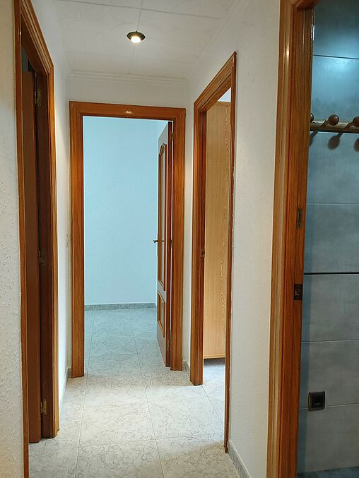 Piso y local en venta en Hostalric