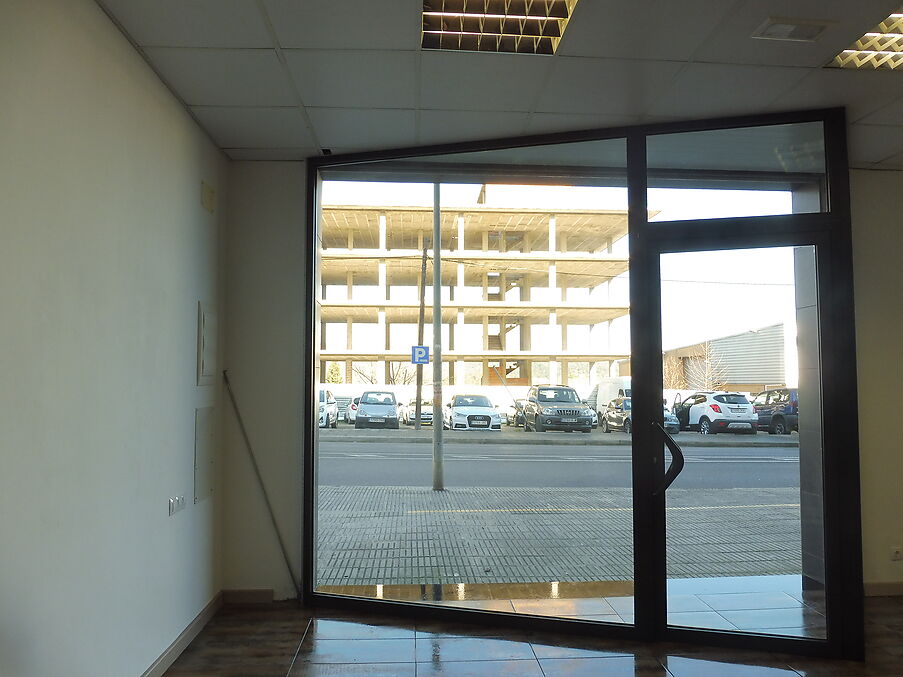 Local en venta en Hostalric