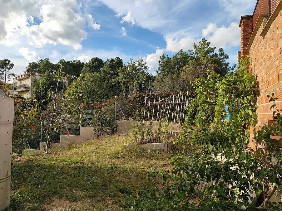 Torre en venda a Riudarenes