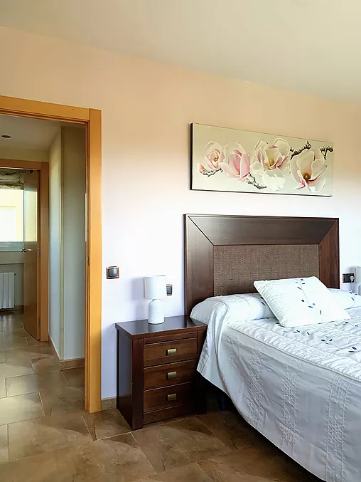 PISO EN VENTA EN HOSTALRIC