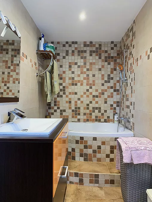 PISO EN VENTA EN HOSTALRIC
