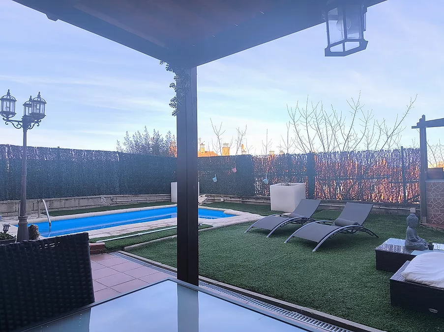 PIS DE PLANTA BAIXA EN VENDA A HOSTALRIC