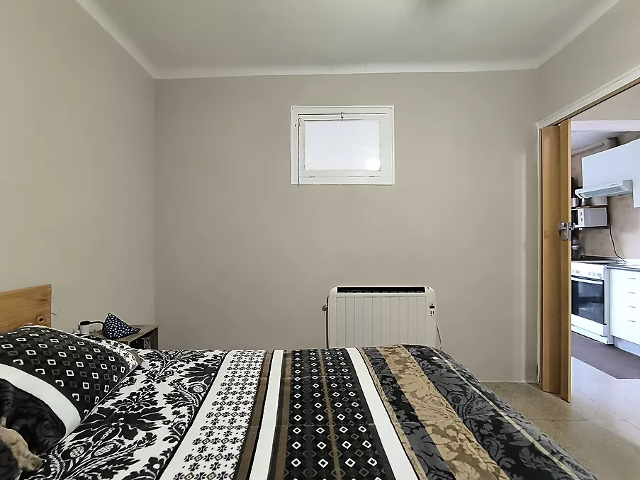 PIS EN VENDA A HOSTALRIC