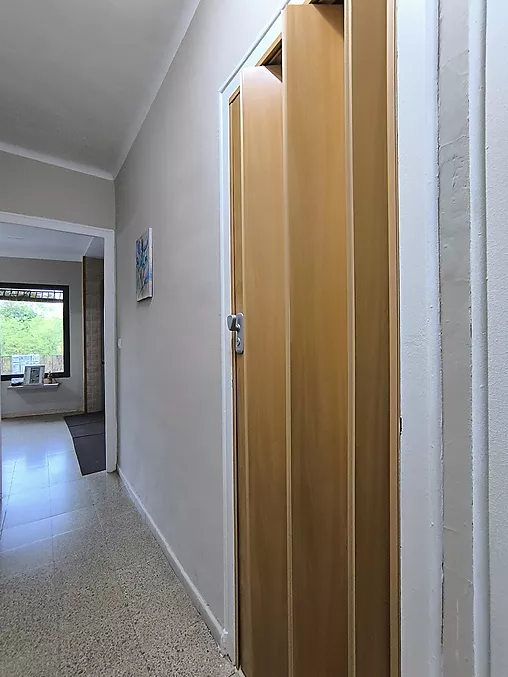 PIS EN VENDA A HOSTALRIC