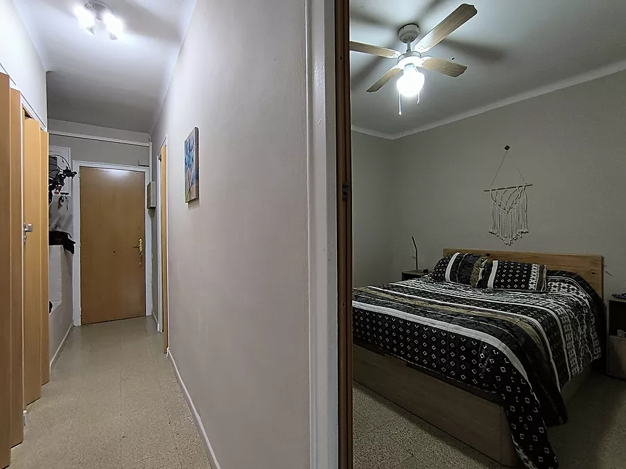 PIS EN VENDA A HOSTALRIC