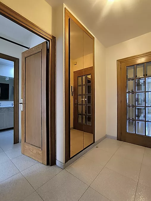 PIS EN VENDA A HOSTALRIC