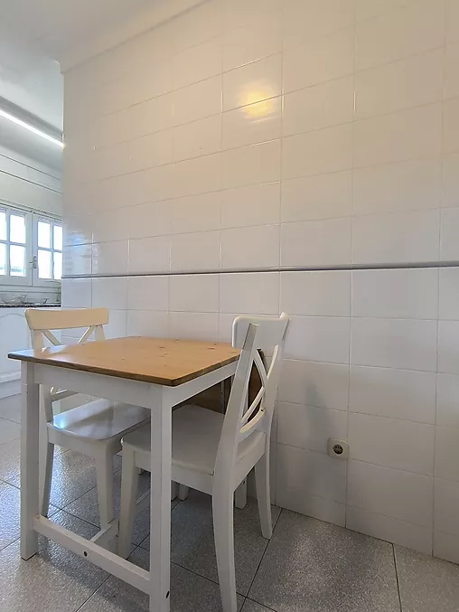 PIS EN VENDA A HOSTALRIC