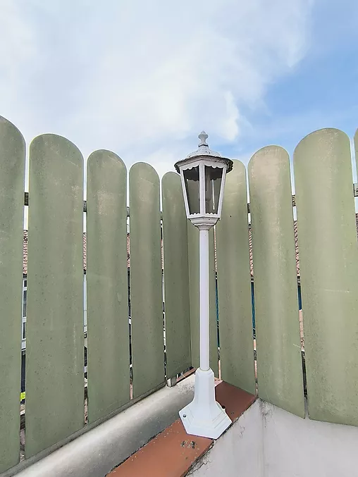 PIS EN VENDA A HOSTALRIC