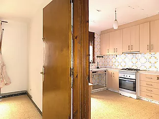 PISO EN VENTA EN HOSTALRIC