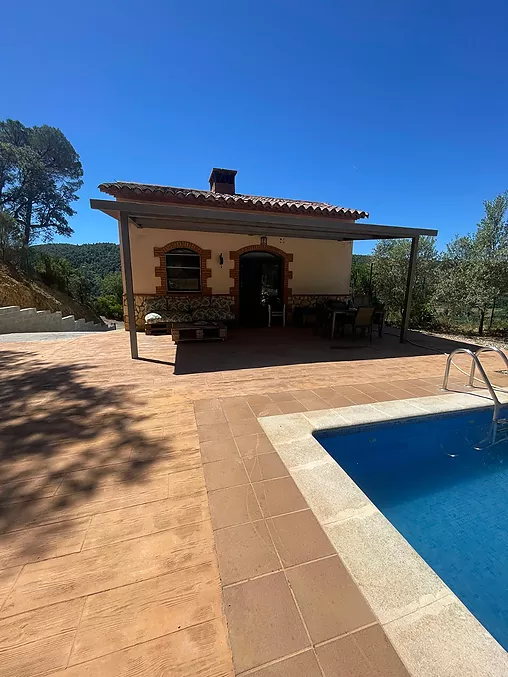 Torre en venda a Sant Feliu de Buixalleu