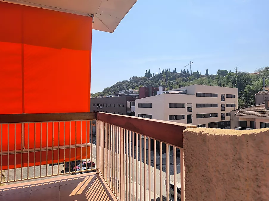PISO EN VENTA EN HOSTALRIC