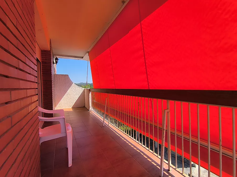 PISO EN VENTA EN HOSTALRIC