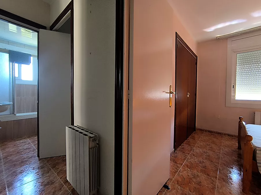 PISO EN VENTA EN HOSTALRIC