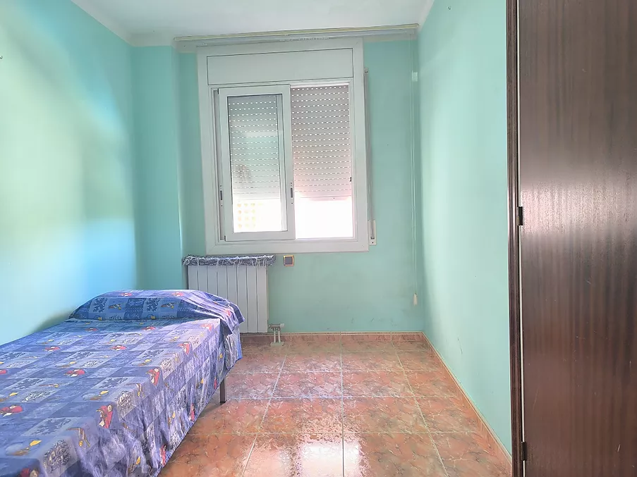 PISO EN VENTA EN HOSTALRIC