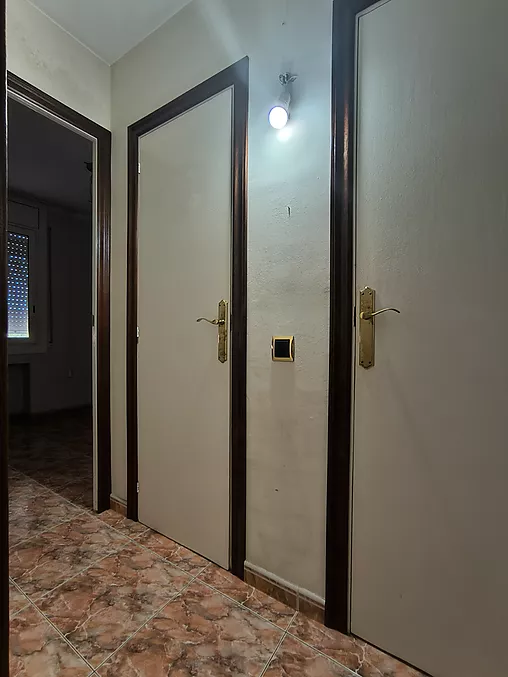PISO EN VENTA EN HOSTALRIC