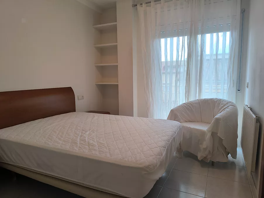 PISO EN VENTA EN HOSTALRIC