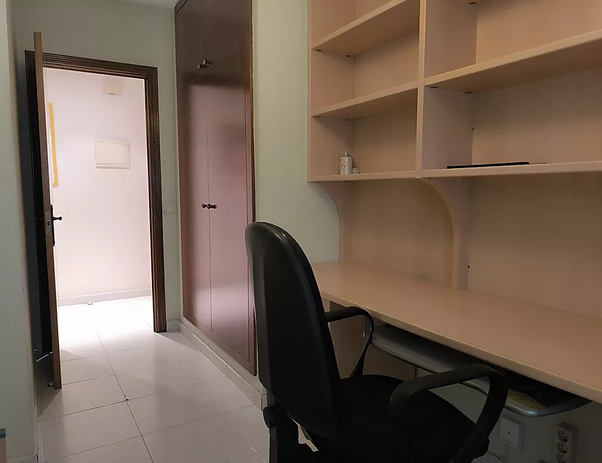 PISO EN VENTA EN HOSTALRIC