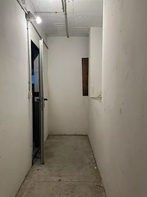 cuina amb sortida a amplia terrassa molt íntima