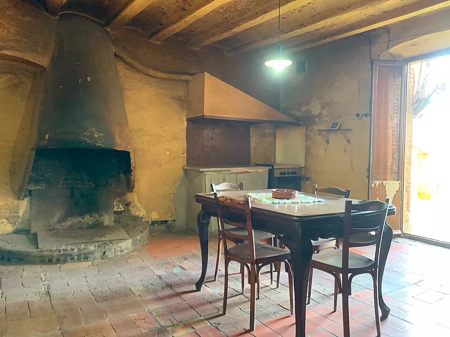 CASA DE POBLE EN VENDA A HOSTLARIC