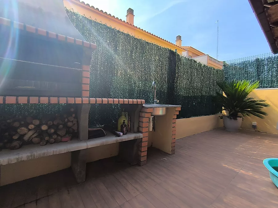 Casa adossada en venda a Hostalric