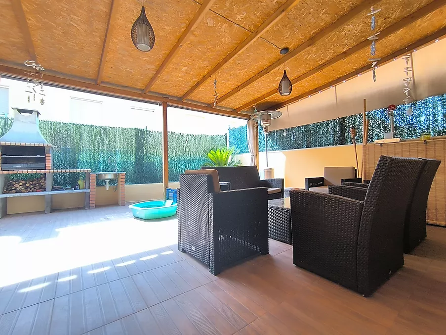 Casa adossada en venda a Hostalric