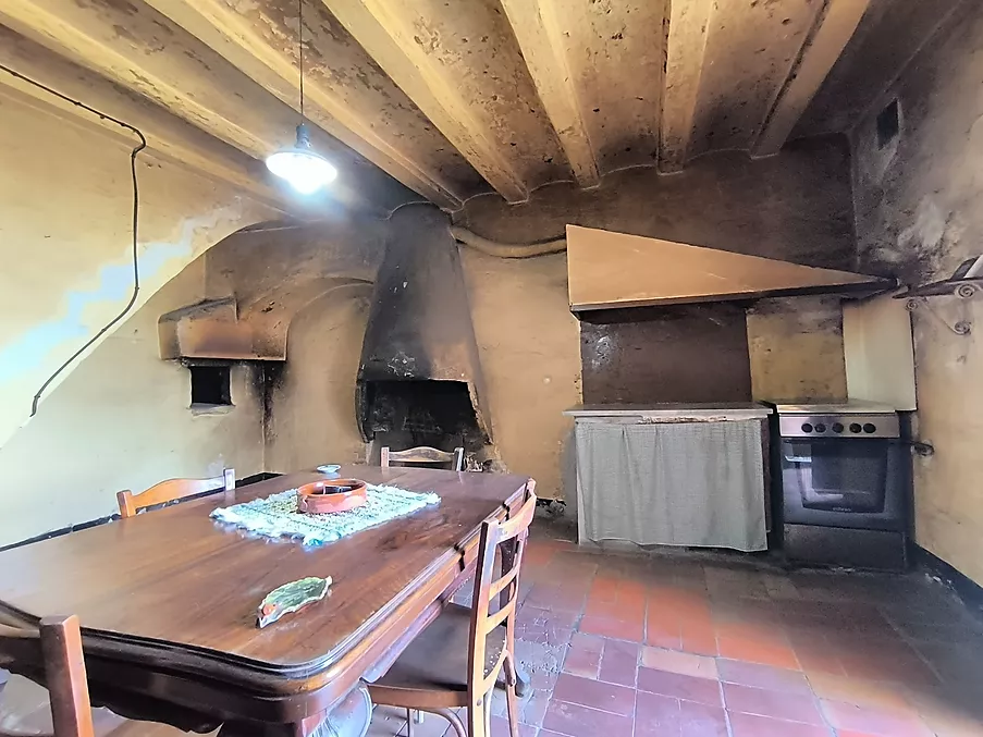 CASA DE POBLE EN VENDA A HOSTLARIC